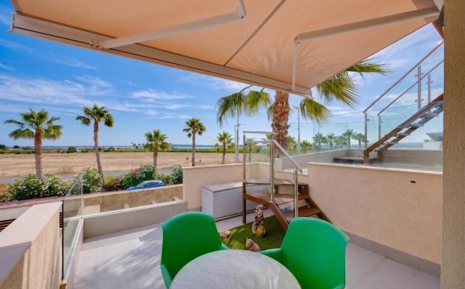 Revente - Villa -
Ciudad Quesada - Pueblo Bravo