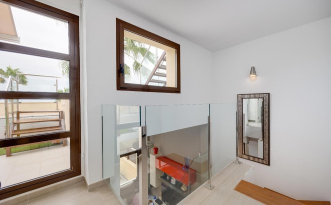 Revente - Villa -
Ciudad Quesada - Pueblo Bravo