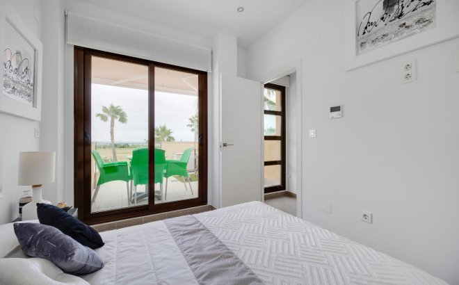 Revente - Villa -
Ciudad Quesada - Pueblo Bravo