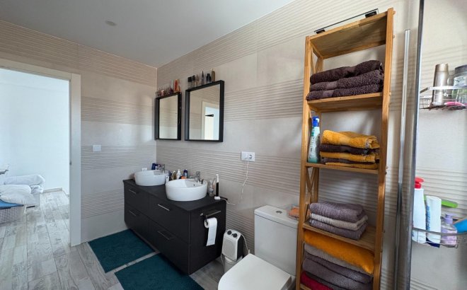 Revente - Villa -
Torrevieja - La Siesta - El Salado - Torreta