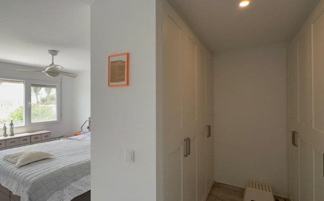 Revente - Villa -
Torrevieja - La Siesta - El Salado - Torreta