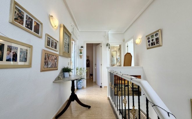 Resale - Town House -
Orihuela Costa - Costa Blanca