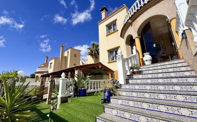 Resale - Town House -
Orihuela Costa - Costa Blanca