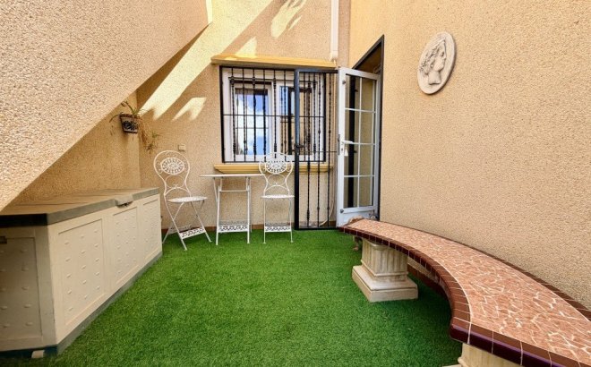 Resale - Town House -
Orihuela Costa - Costa Blanca