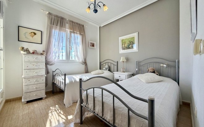 Resale - Town House -
Orihuela Costa - Costa Blanca