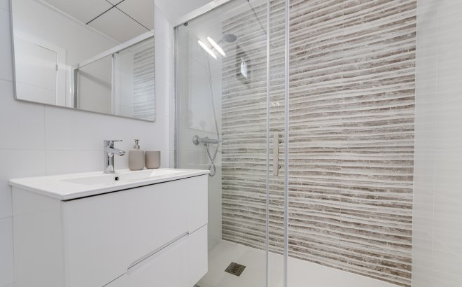 Herverkoop - Town House -
Villamartin - Costa Blanca