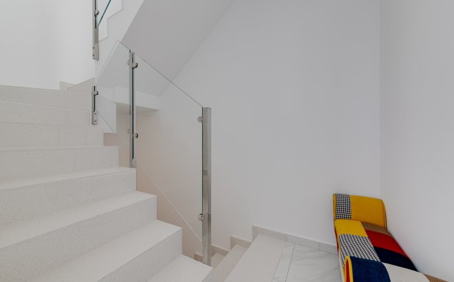 Herverkoop - Town House -
Villamartin - Costa Blanca