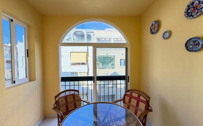 Herverkoop - Appartement -
Torrevieja - Playa del Cura