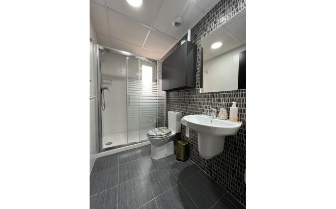 Herverkoop - Appartement -
Orihuela Costa - Villamartín