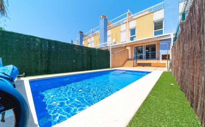 Resale - Town House -
Orihuela Costa - Costa Blanca