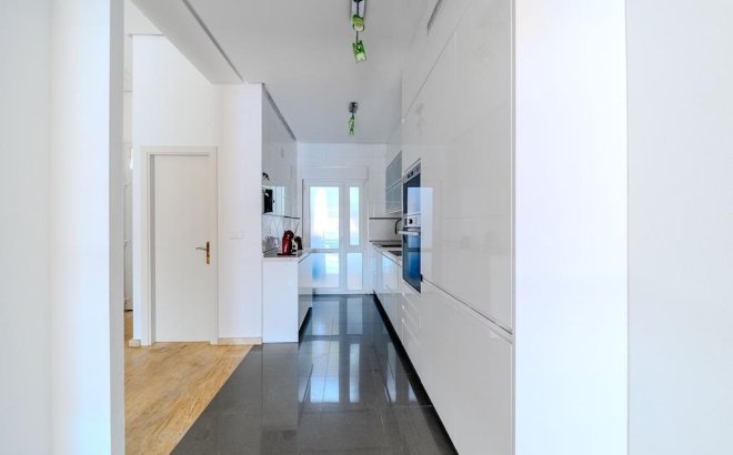 Resale - Town House -
Orihuela Costa - Costa Blanca
