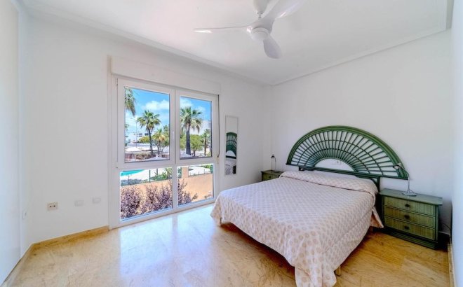 Resale - Town House -
Orihuela Costa - Costa Blanca