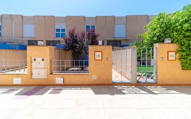 Resale - Town House -
Orihuela Costa - Costa Blanca