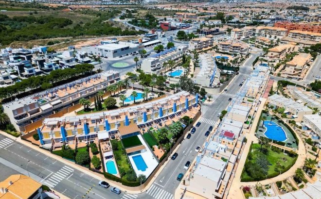 Resale - Town House -
Orihuela Costa - Costa Blanca