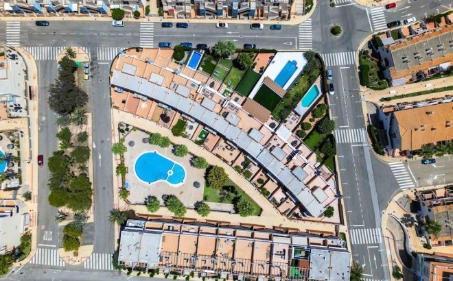Resale - Town House -
Orihuela Costa - Costa Blanca