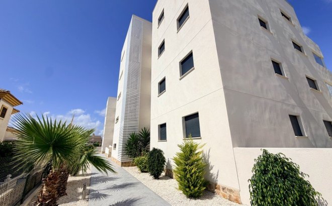 Resale - Apartment -
Orihuela Costa - Costa Blanca