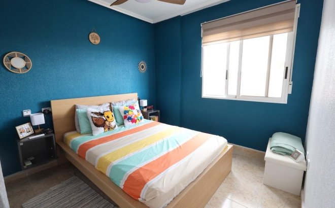 Resale - Villa -
San Miguel de Salinas - Inland