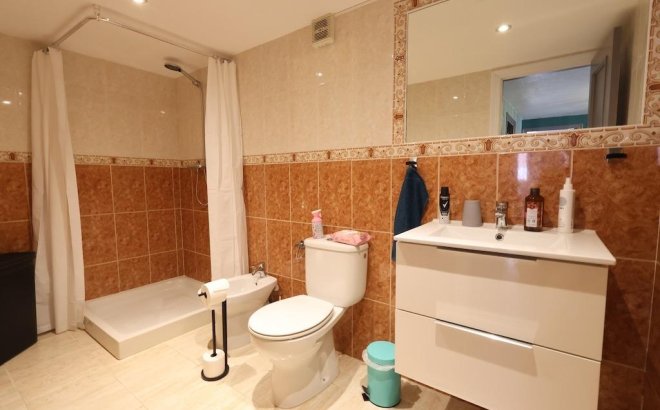 Resale - Villa -
San Miguel de Salinas - Inland