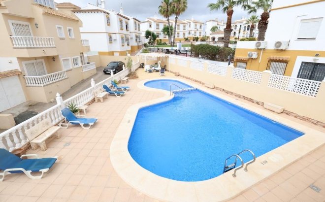 Resale - Villa -
San Miguel de Salinas - Inland