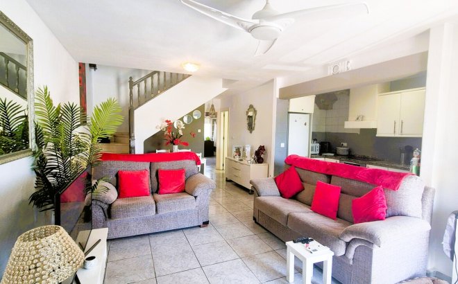 Herverkoop - Town House -
Los Dolses - Inland