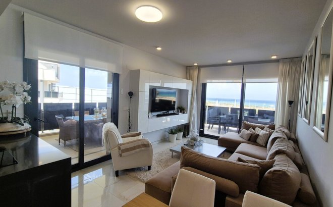Herverkoop - Appartement -
Playa Flamenca - Costa Blanca