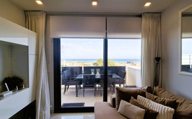 Herverkoop - Appartement -
Playa Flamenca - Costa Blanca