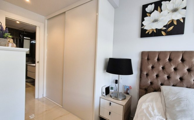 Herverkoop - Appartement -
Playa Flamenca - Costa Blanca