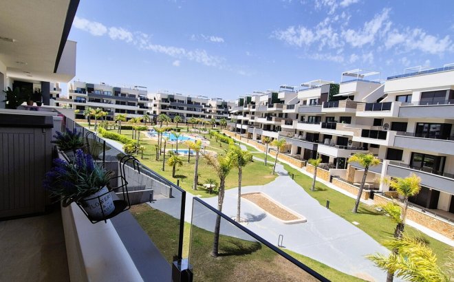 Herverkoop - Appartement -
Playa Flamenca - Costa Blanca