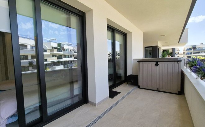 Herverkoop - Appartement -
Playa Flamenca - Costa Blanca