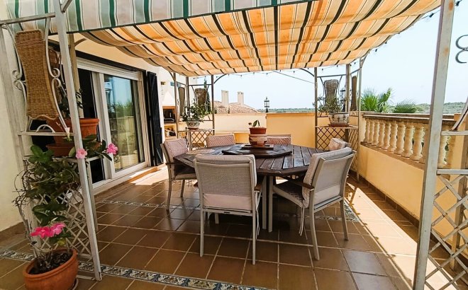 Resale - Villa -
Las Ramblas Golf - Inland