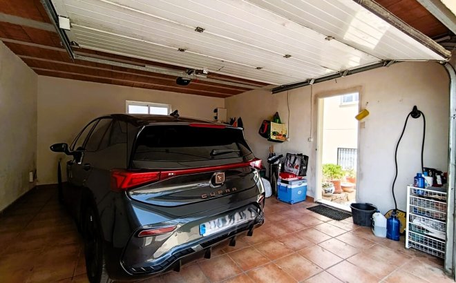 Resale - Villa -
Las Ramblas Golf - Inland