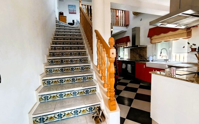 Resale - Villa -
Las Ramblas Golf - Inland