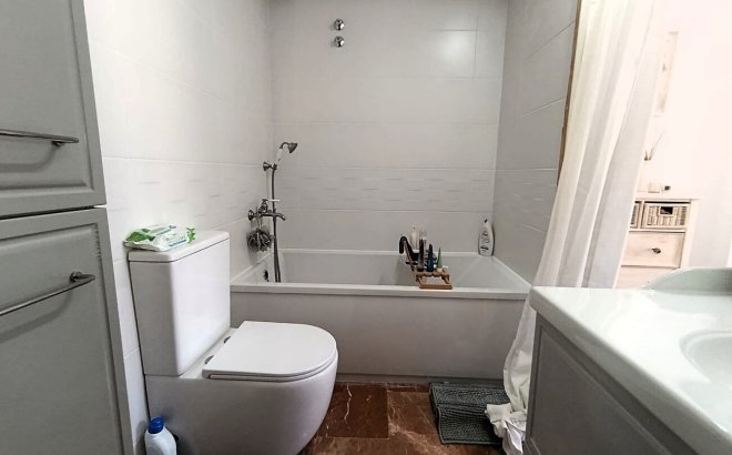Herverkoop - Appartement -
Las Ramblas Golf - Inland