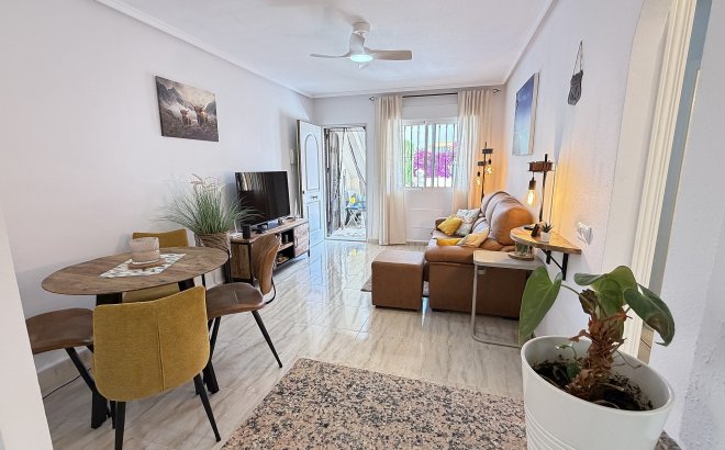 Herverkoop - Appartement -
Orihuela Costa - Costa Blanca