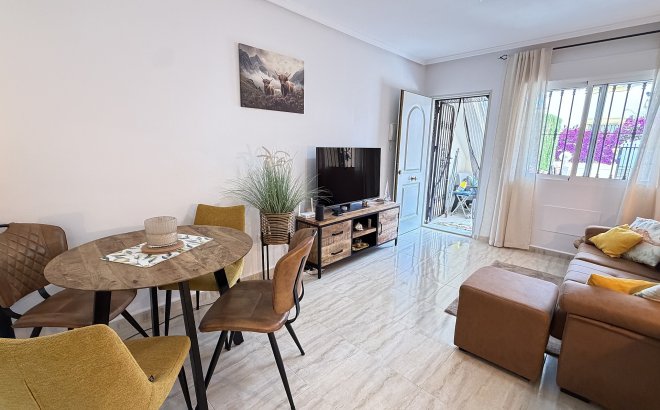 Herverkoop - Appartement -
Orihuela Costa - Costa Blanca