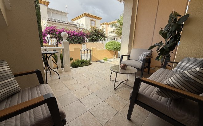 Herverkoop - Appartement -
Orihuela Costa - Costa Blanca