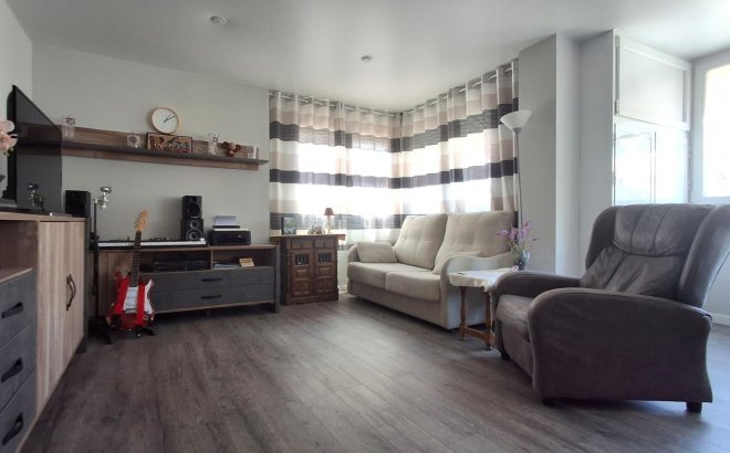 Resale - Apartment -
Torrevieja - Centro