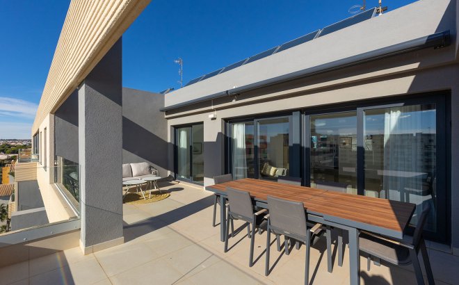 Resale - Penthouse -
Torrevieja - Costa Blanca