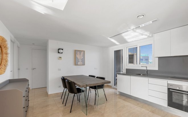 Resale - Penthouse -
Torrevieja - Costa Blanca