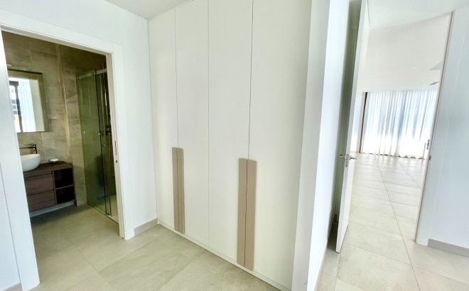 Resale - Villa -
Benijofar - Costa Blanca