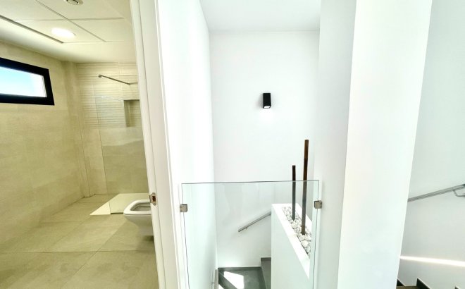 Resale - Villa -
Benijofar - Costa Blanca