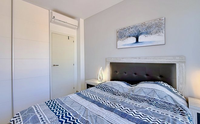 Resale - Penthouse -
Pilar de la Horadada - Costa Blanca