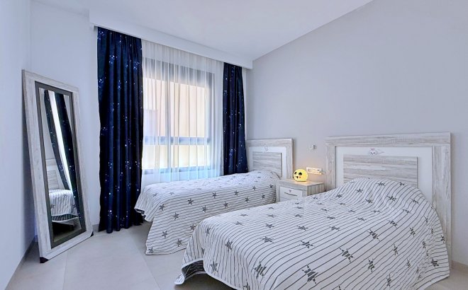 Resale - Penthouse -
Pilar de la Horadada - Costa Blanca