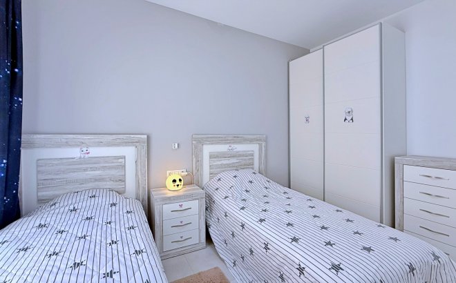 Resale - Penthouse -
Pilar de la Horadada - Costa Blanca