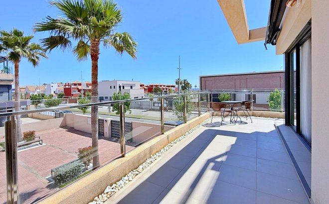 Resale - Penthouse -
Pilar de la Horadada - Costa Blanca
