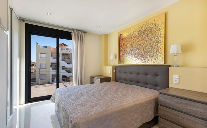 Herverkoop - Villa -
Orihuela Costa - Costa Blanca