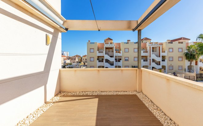 Herverkoop - Villa -
Orihuela Costa - Costa Blanca