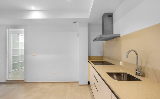 Herverkoop - Villa -
Orihuela Costa - Costa Blanca