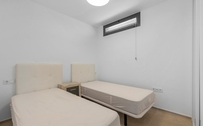 Herverkoop - Villa -
Orihuela Costa - Costa Blanca