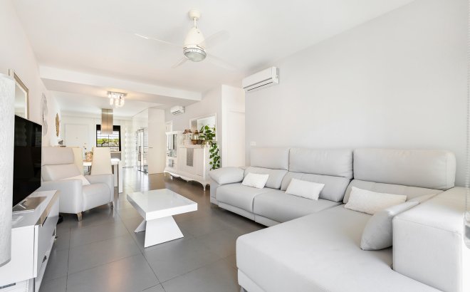 Resale - Apartment -
Pilar de la Horadada - Costa Blanca